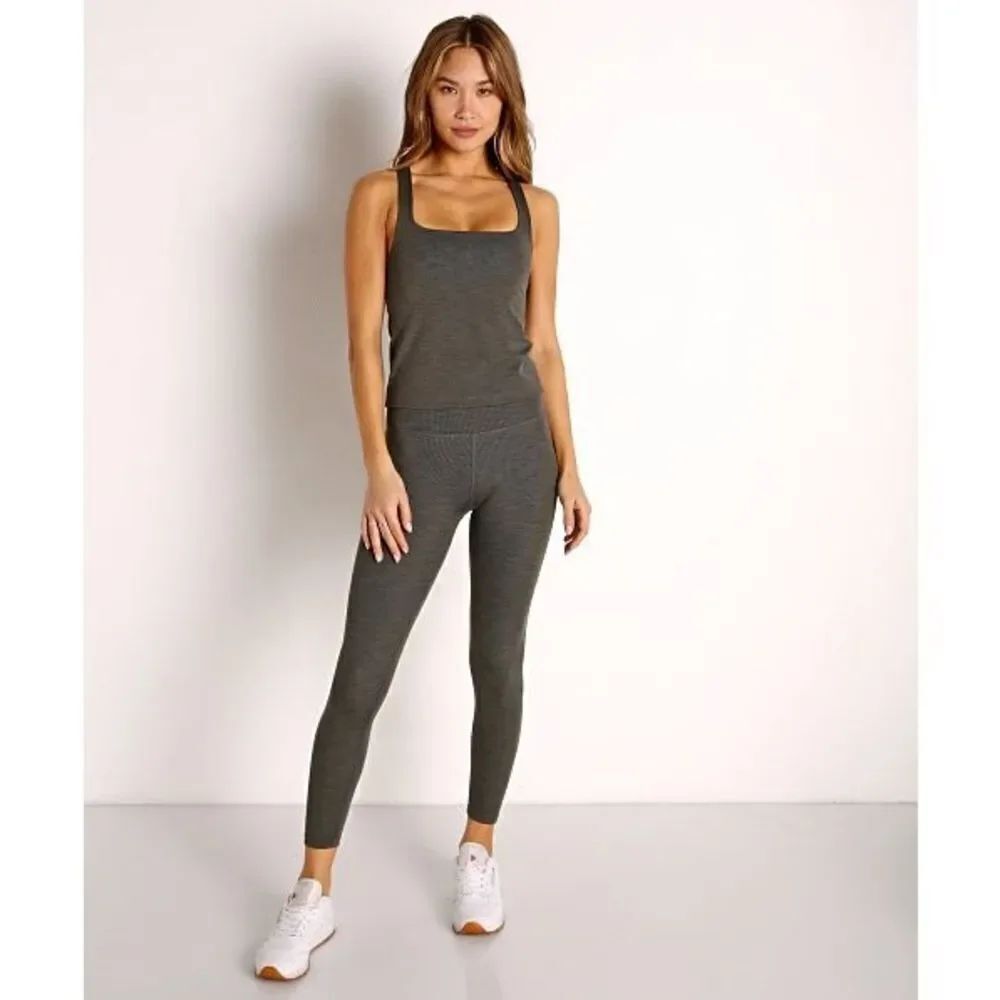 ✨Beyond Yoga Heather Rib Square Neck Tank✨ - Picture 2 of 8